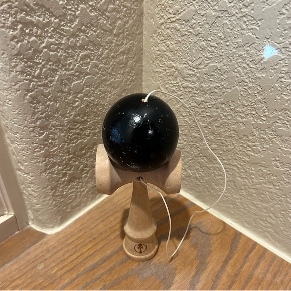 Wooden Kendama Toyi - Picture 3 of 7